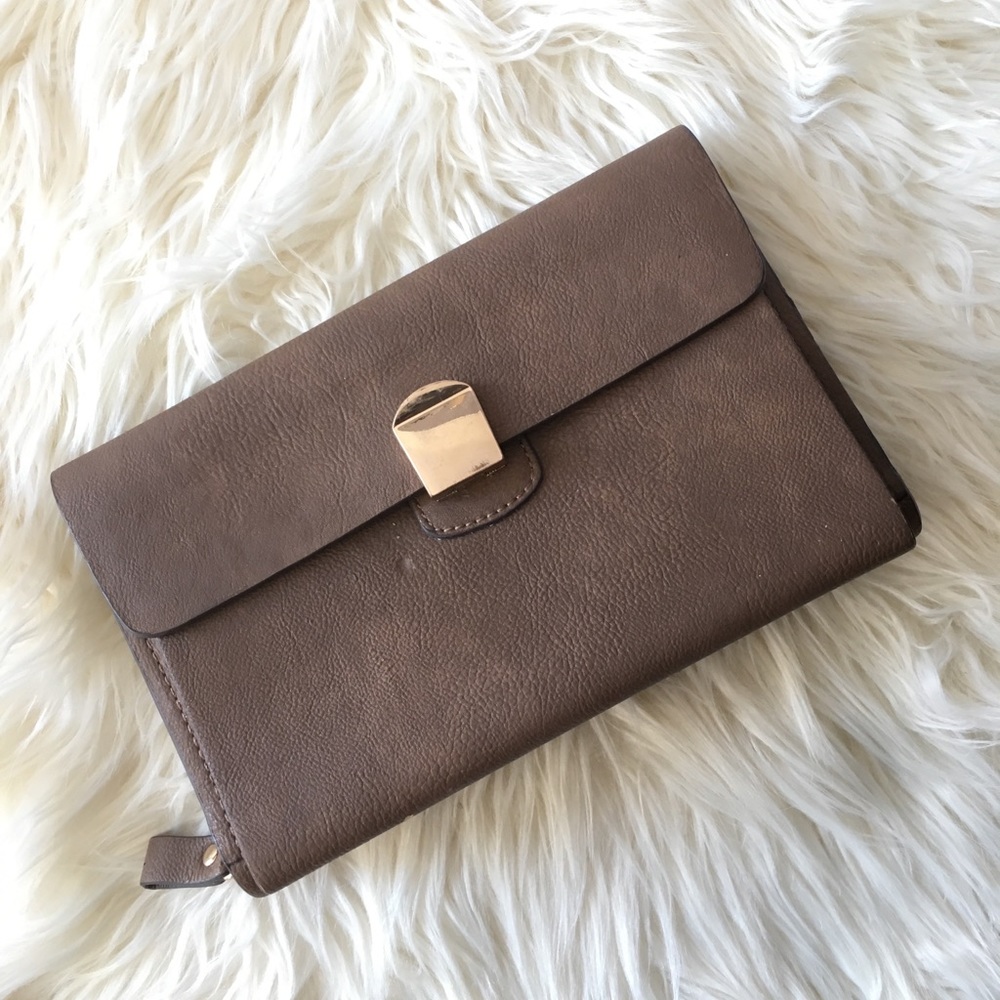 Melie Bianco VEGAN Leather Clutch!